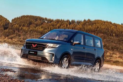 Several large seven-seat MVPs that can be won for less than 100,000 RMB are suitable for home and commercial use.