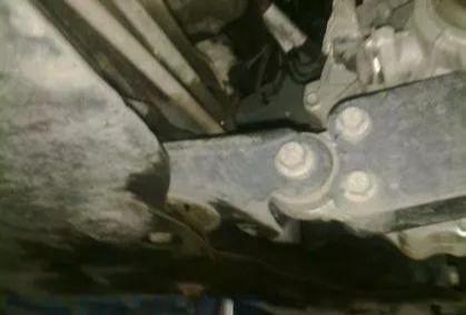 What to do if oil is leaking from steering gear of a car Can oil leak from steering gear of a car?
