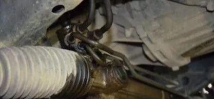 What to do if oil is leaking from steering gear of a car Can oil leak from steering gear of a car?
