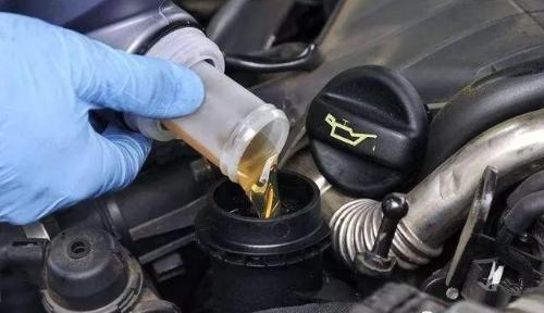 If you want to prolong life of your car, take care of secrets of maintenance, collected by master for 20 years.
