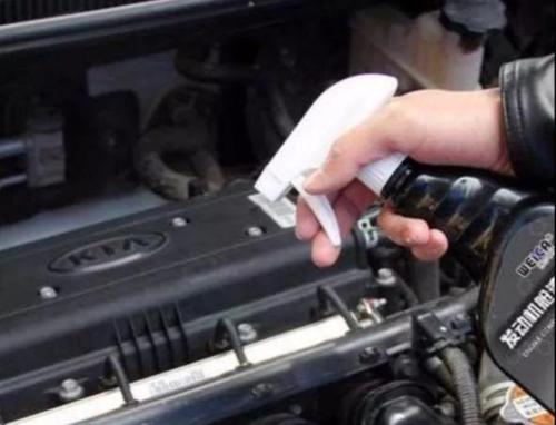 What to do if there is dust on the engine? Old driver: do not wipe with a towel, use this method
