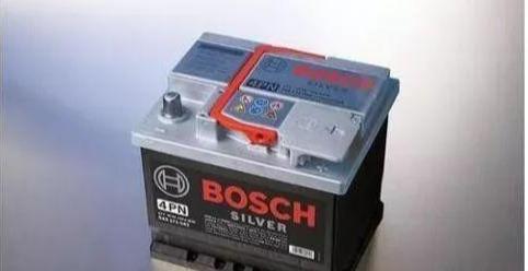 Symptoms before a car battery fails, beginners suggest collecting