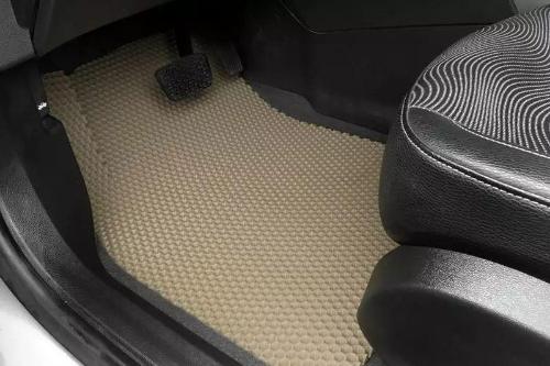 These 4 misunderstandings should be avoided when using car mats.
