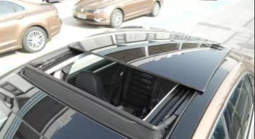 It took years of driving to learn function of sunroof. Many car owners didn't realize this until they were scrapped, which was wasted.
