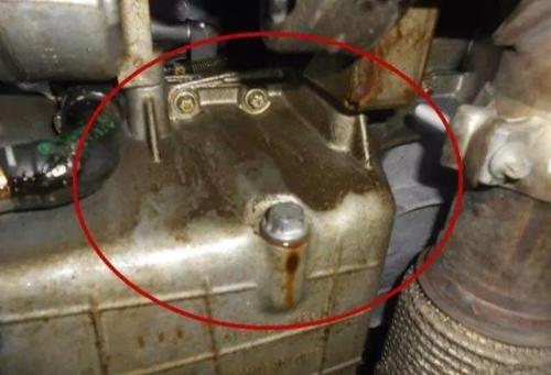 Does it matter if a car's engine leaks oil, can it be started again?

