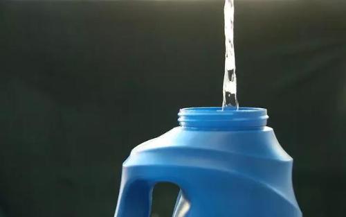 3 Ways to Teach You to Make Windshield Washer Fluid - wikiHow
