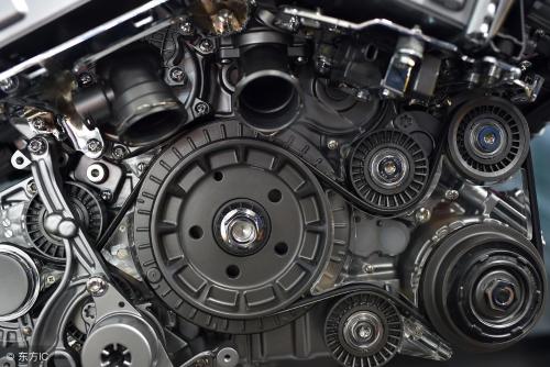 What's with three-cylinder engine in engine?
