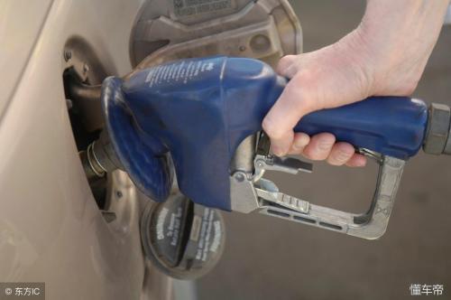 Would you ever think about it if you filled up wrong gas at a gas station? Three steps to teach you the right way
